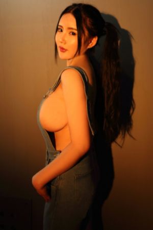 亚洲免费高清