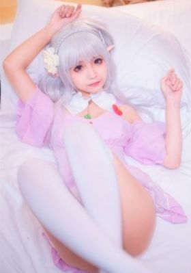轻佻寡妇