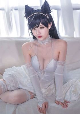 欧美大尺度吃奶做爰